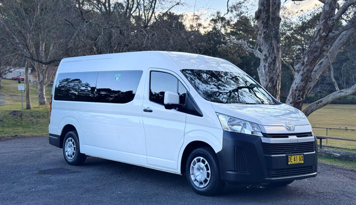 12 x Seaters Toyota HiAce Commuter bus, 2022