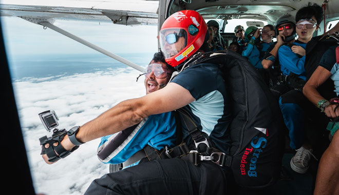 1300 SKYDIVE SYDNEY 04