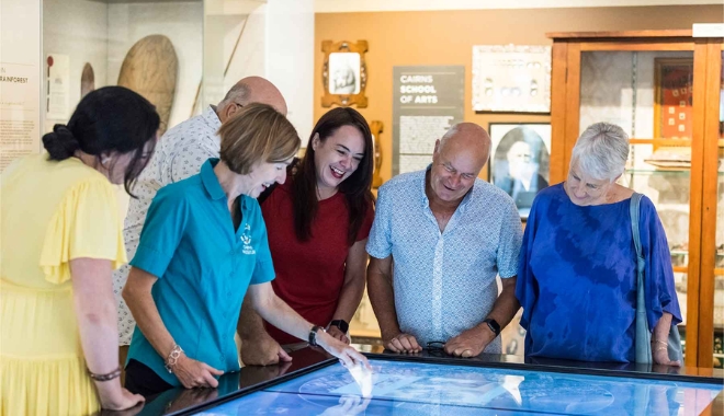 Cairns City Sights & Surrounds