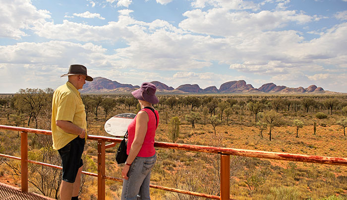 4 day 3 night outback escapeuluru kata tjuta kings canyon emu run experience2
