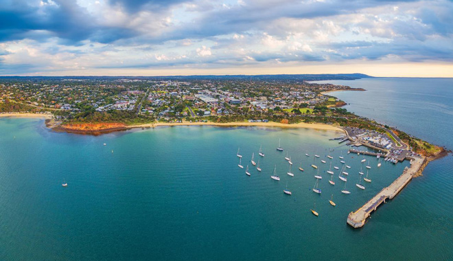 9f34253a13db4c6ba71bb3fea8bc40e6Mornington Pier precinct under 2mb lg