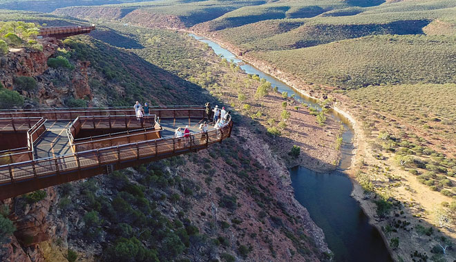 DCIM100MEDIADJI 0041.JPG