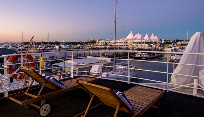 Boattime Yacht Charters sunset 019