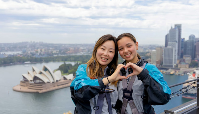 Bridge climb mandarin 55