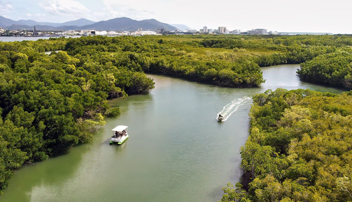Cairns Boat Hire2