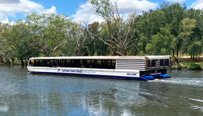 Captain Cook Indulgence Cruise2