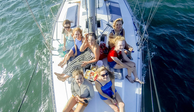 Champagne Sailing Cruise 002