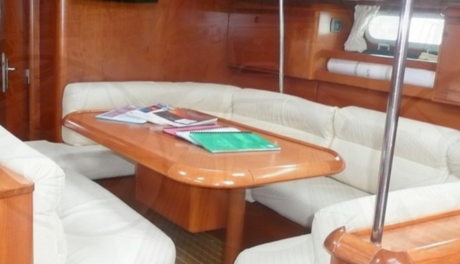 Champagne Sailing Cruise WEB 001