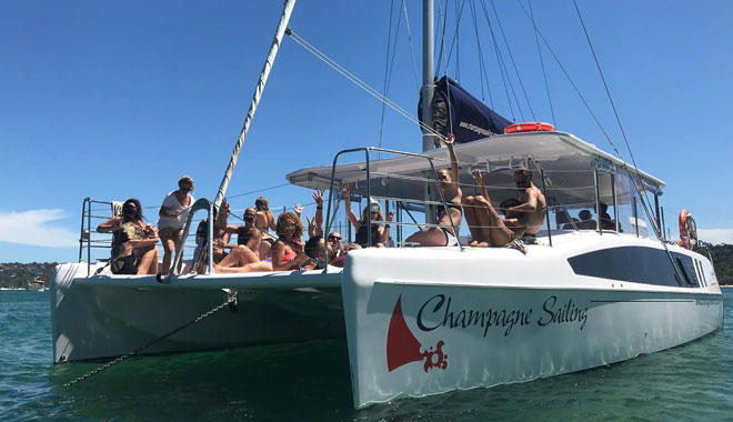 Champagne Sailing Sydney3