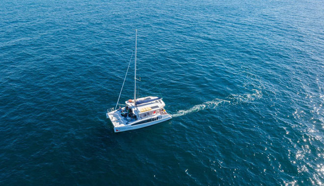 Champagne Sailing Sydney6