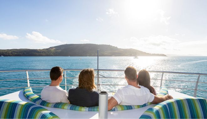 Explore Dinner Cruise departing from hamiltion island (10)