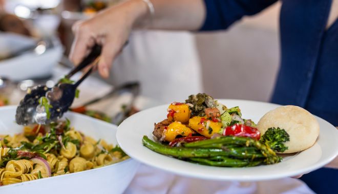 Explore Dinner Cruise departing from hamiltion island (7)