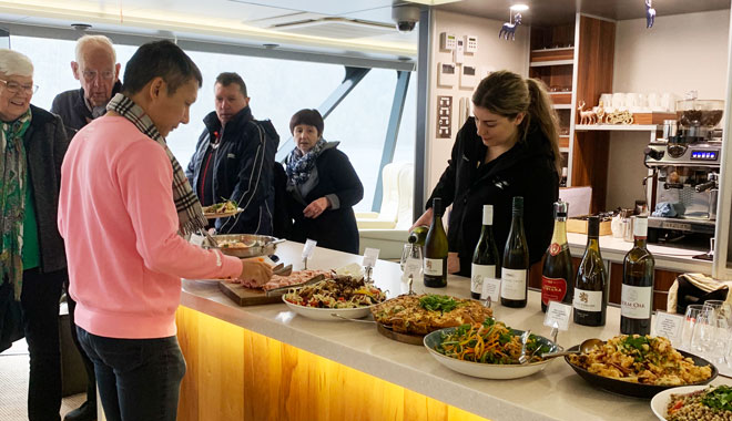 Gordon River Cruises qq