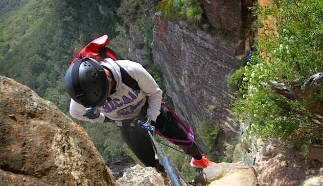 Intermediate Abseiling (10)
