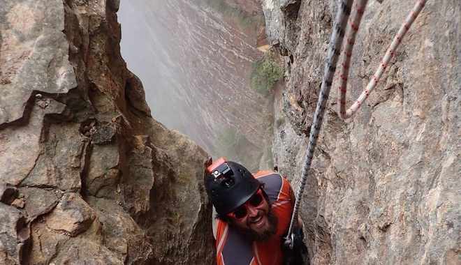 Intermediate Abseiling (2)