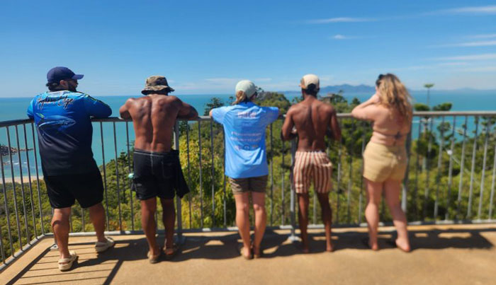 MAGNETIC ISLAND ADVENTURER TOUR 002