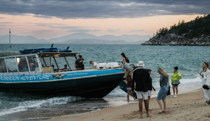 MAGNETIC ISLAND PUB CRAWL WEB 020