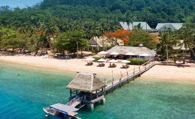 Malolo Island Resort 2001 WEB