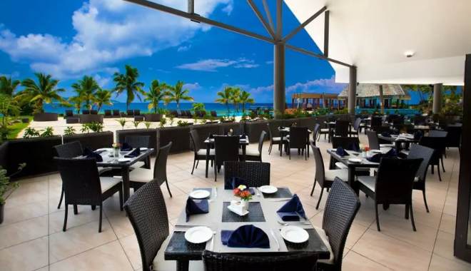 Mana Island Resort & Spa (4)