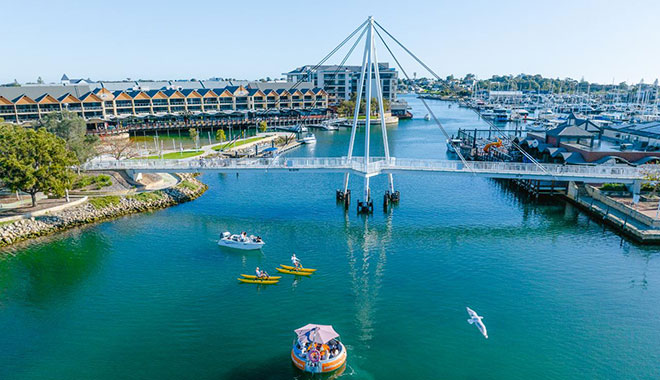Mandurah BBQ Boats Large Maximum 10 people (1)