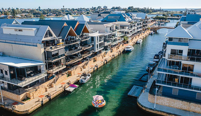 Mandurah BBQ Boats Large Maximum 10 people (13)