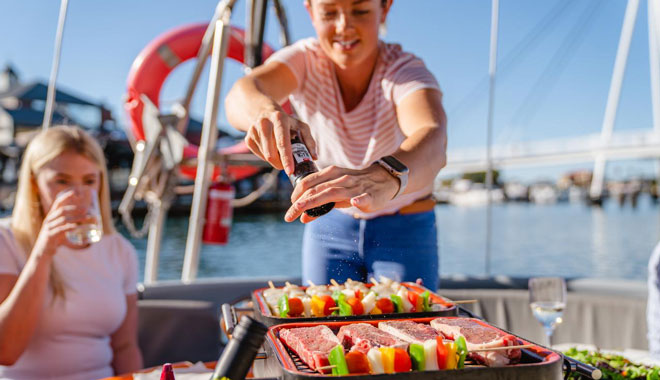 Mandurah BBQ Boats Large Maximum 10 people (4)