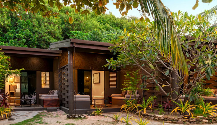 Mantaray Island Resort Beachfront villa WEB