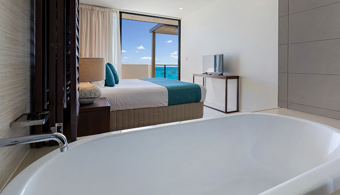 Mirage Deluxe room whitsundays 02