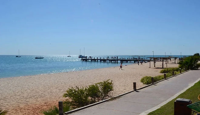 Monkey Mia Dolphin Spectacular4