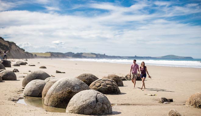 NZ Moeraki Otago MilesHolden 660X380 01