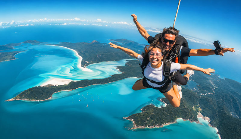 SKYDIVING WHITSUNDAYS Landing on Whitehaven Beach WEB 01