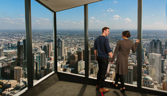 Skydeck Day Couple 665