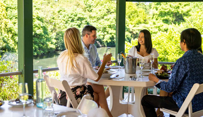 Tamborine Mountain Wine Tasting 2002