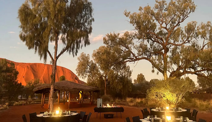 Uluru Base Sacred Sites Sunet & BBQ Dinner 2002