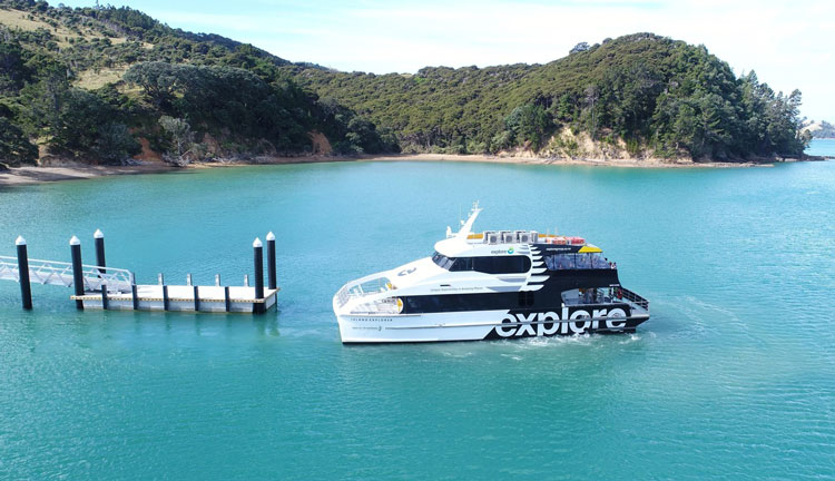 Waiheke Island MAN OWAR CRUISE FERRY