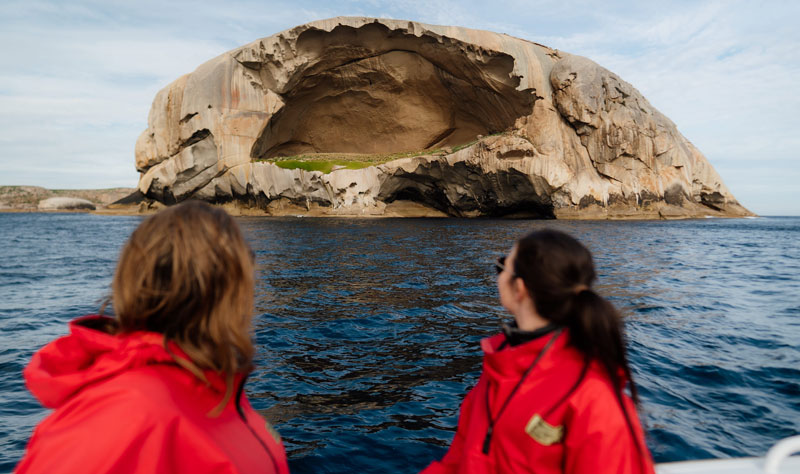 Pennicott Wilderness Journeys aka Wilsons Promontory Cruises