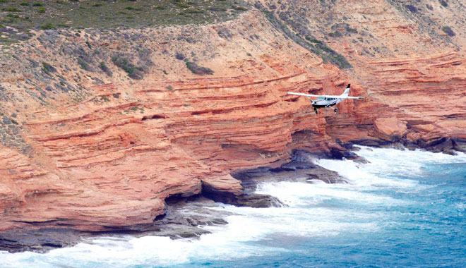 abrolhos islands pink lake gorges grand flight tour ex kalbarri2