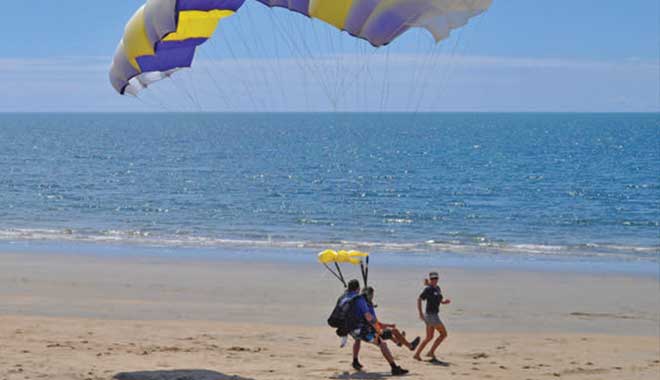 airlie beach skydive 6