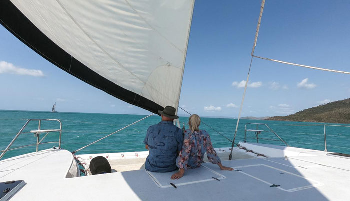 airlie beach sunset sail7