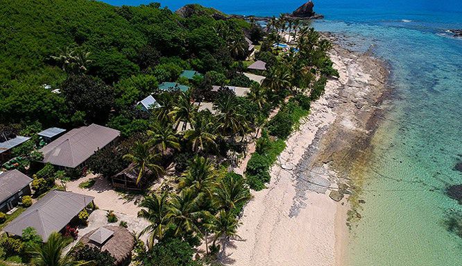 barefoot kuata day trip snorkel with reef sharks 15 jpg