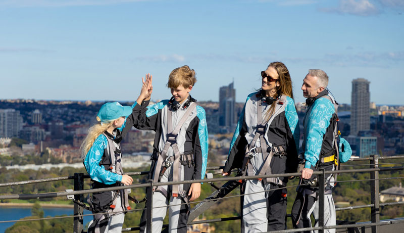 bridge climb summit 010