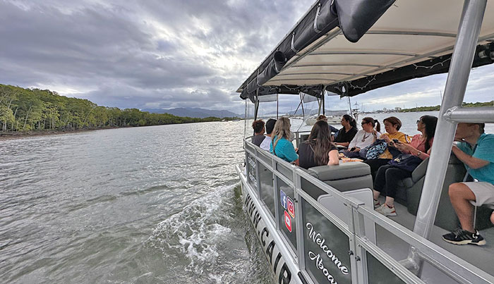 cairns sightseeing cruise 15