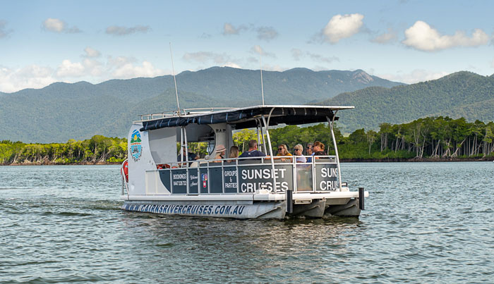 cairns sightseeing cruise 8