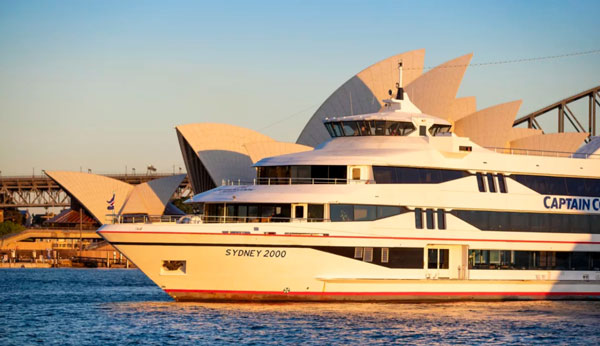 captain cook SYD 2000 sunset 555