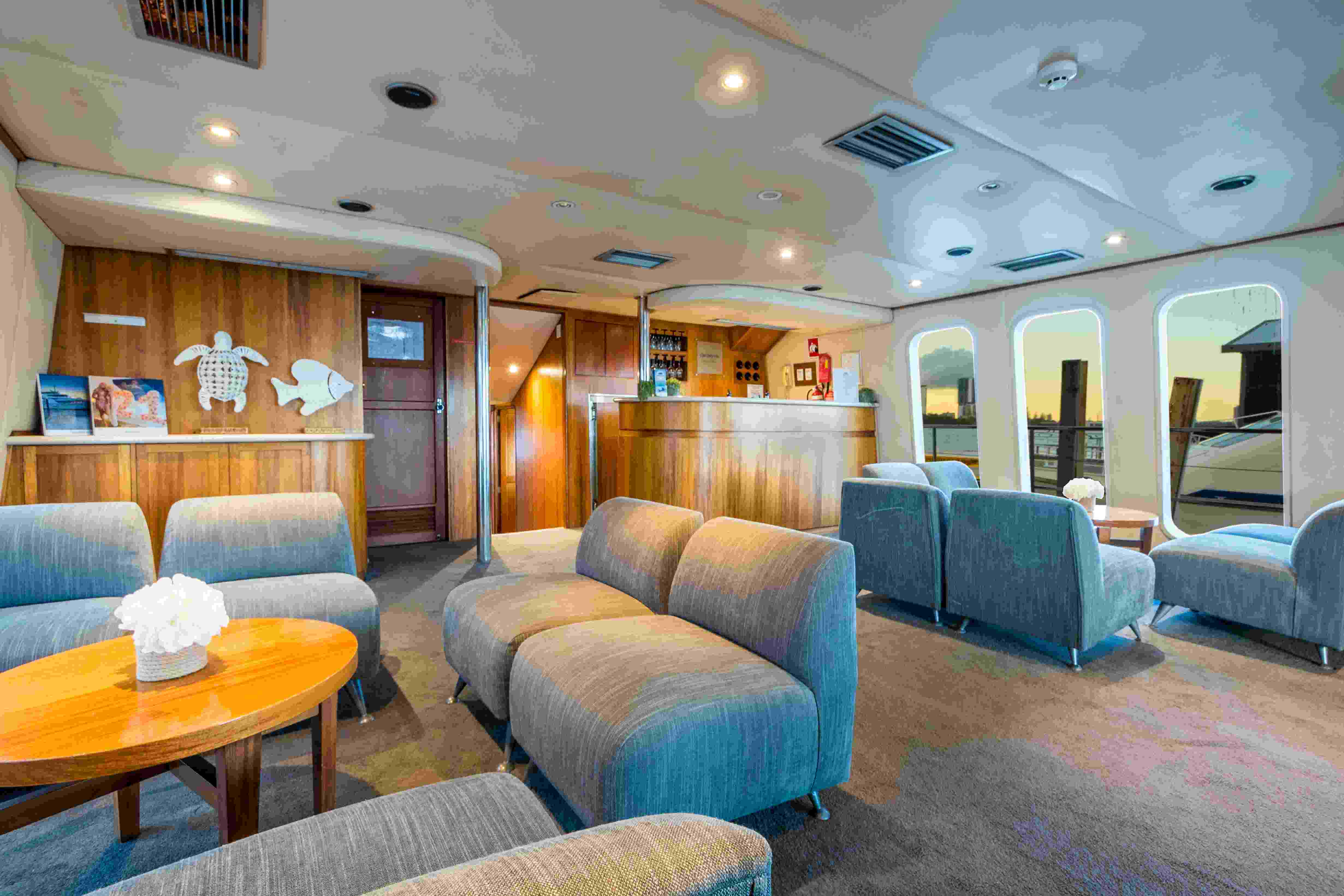 Luxury Sunset Broadwater Cruise Gold Coast