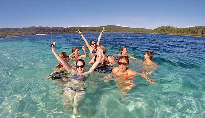 fraser island day tour hervey bay 4 jpg