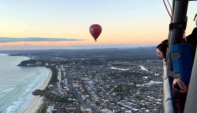 hot air balloon gold coast city 7