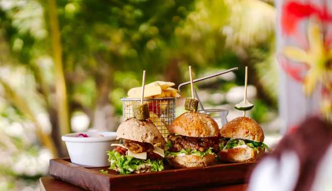 malamala beach club (2)