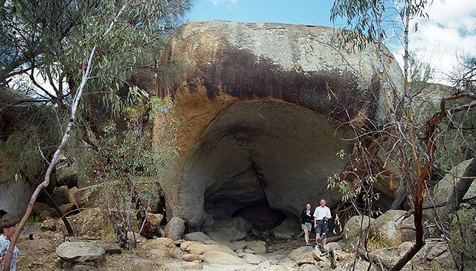 perth wave rock 3 jpg
