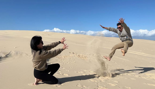 port stephen sandboarding adventure pass sydney2